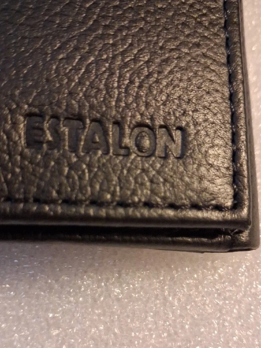 Estalon black leather